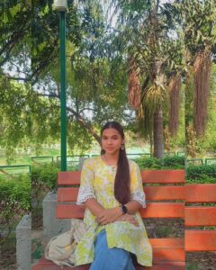 anshu_singh2115_1752079645_3673032742678748083_54622501933